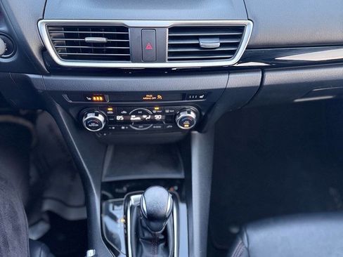 Used 2016 MAZDA MAZDA3 i Grand Touring image 12