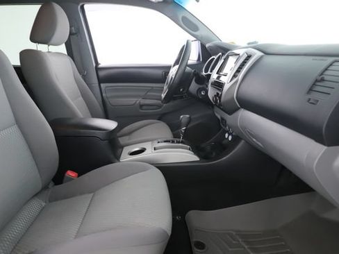 Used 2015 Toyota Tacoma 4x4 Double Cab w/ SR5 Package image 27
