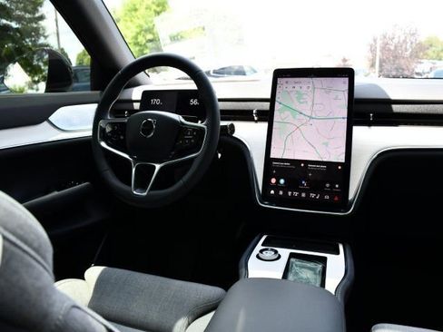 New 2025 Volvo EX90 Ultra image 18