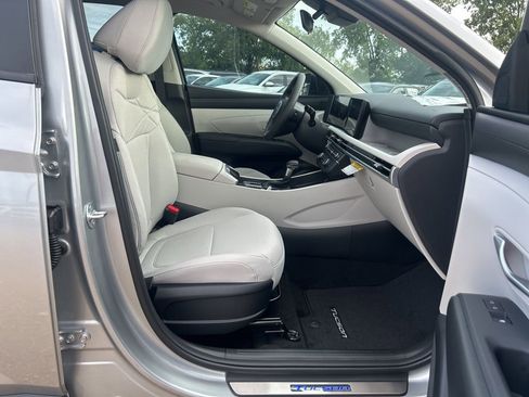 Used 2026 Hyundai Tucson SE image 25