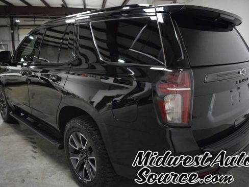 Used 2022 Chevrolet Tahoe Z71 w/ Z71 Off-Road Package image 3