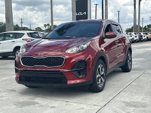 Certified 2021 Kia Sportage LX FWD image 2