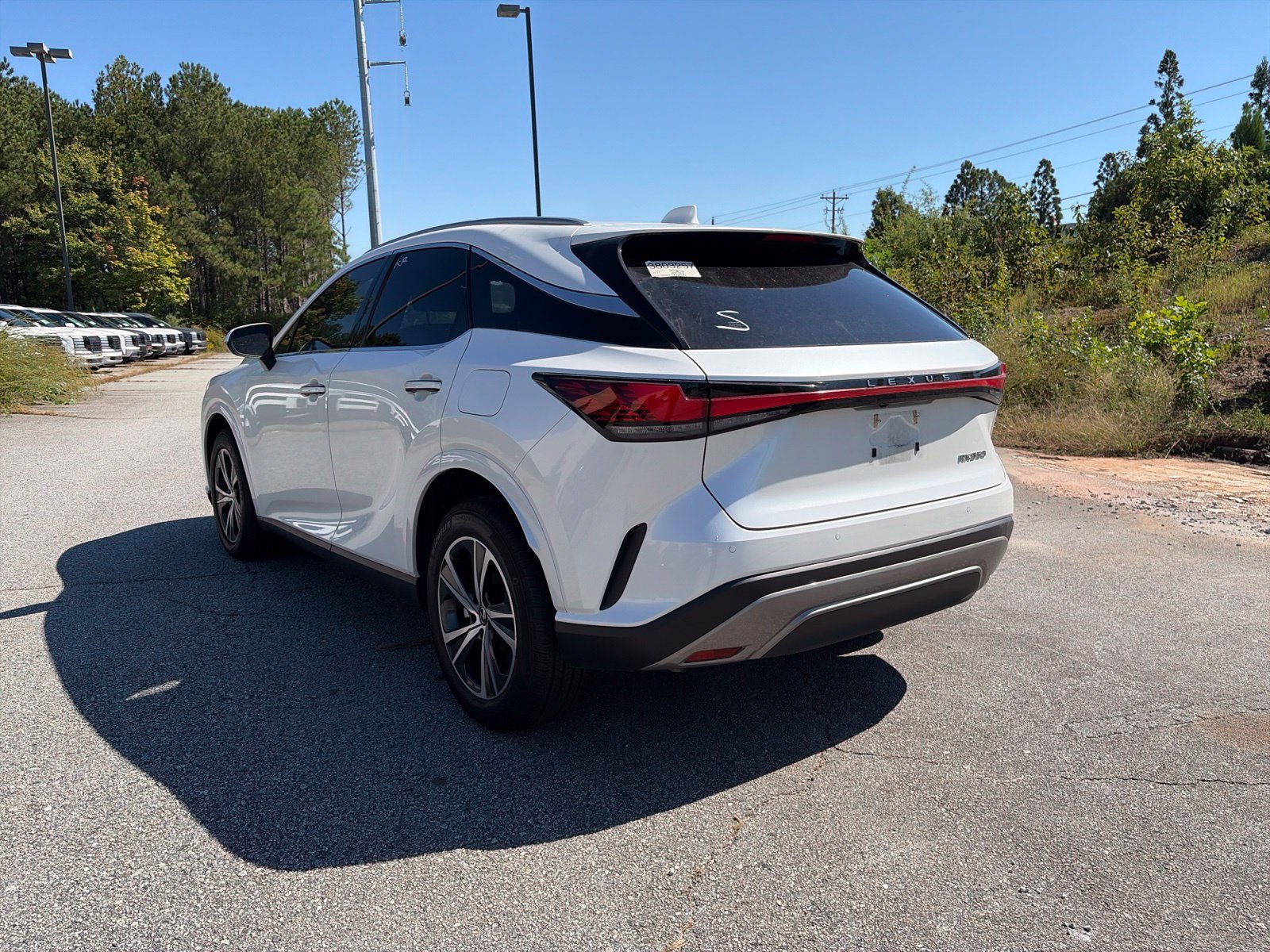 Used 2024 Lexus RX 350 Premium w/ Accessory Package (Z1) FWD image 4
