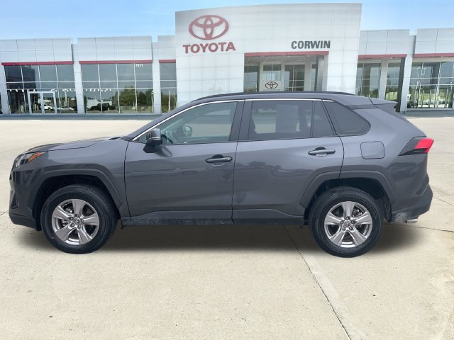 Used 2025 Toyota RAV4 XLE w/ Convenience Package AWD/4WD image 2