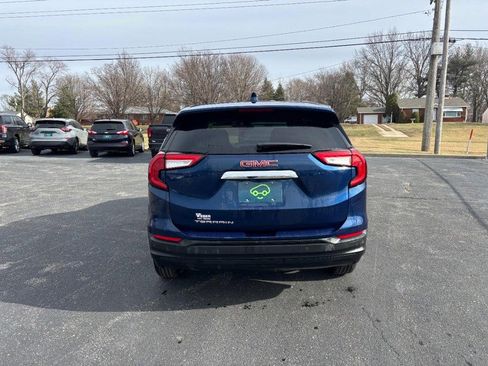 Certified 2023 GMC Terrain SLE image 4