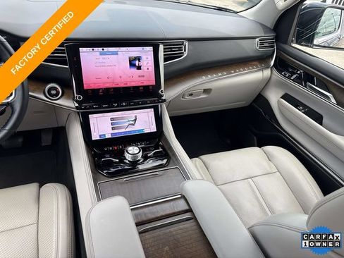 Used 2023 Jeep Grand Wagoneer 4WD image 16