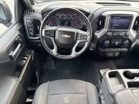 Used 2021 Chevrolet Silverado 1500 LT RWD image 15