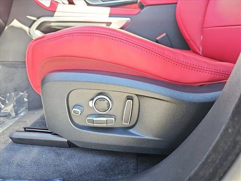 Used 2025 Jaguar F-PACE R-Dynamic S image 29