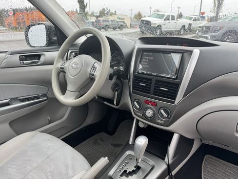 Used 2012 Subaru Forester 2.5X Premium AWD/4WD image 11