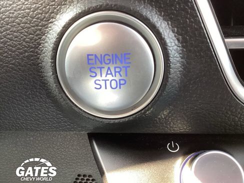 Used 2025 Hyundai Sonata SEL FWD image 17