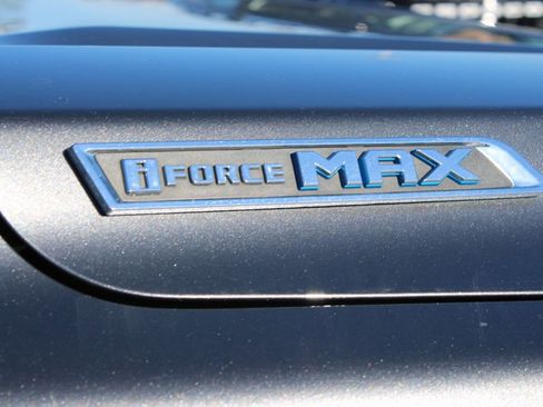 Used 2025 Toyota Sequoia SR5 image 13