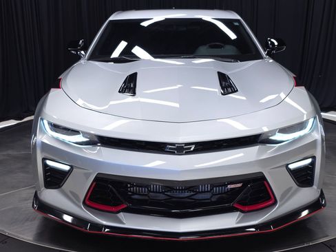 Used 2018 Chevrolet Camaro SS w/ Redline Edition RWD image 45
