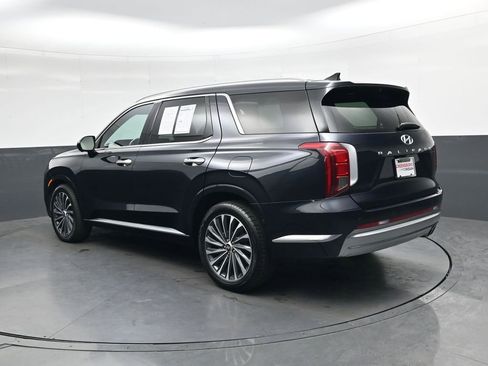 Used 2024 Hyundai Palisade Calligraphy image 6