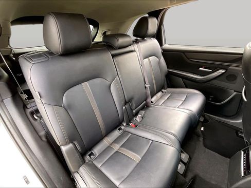 Used 2024 MAZDA CX-90 3.3 Turbo w/ Select Package AWD/4WD image 18