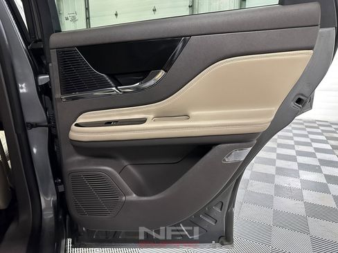 Used 2022 Lincoln Corsair AWD w/ Equipment Group 101A image 46