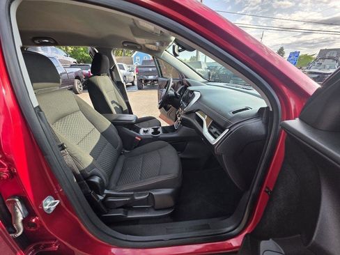 Used 2019 GMC Terrain SLE w/ Driver Convenience Package FWD image 16