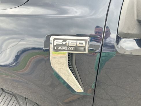 Used 2022 Ford F150 Lariat image 9