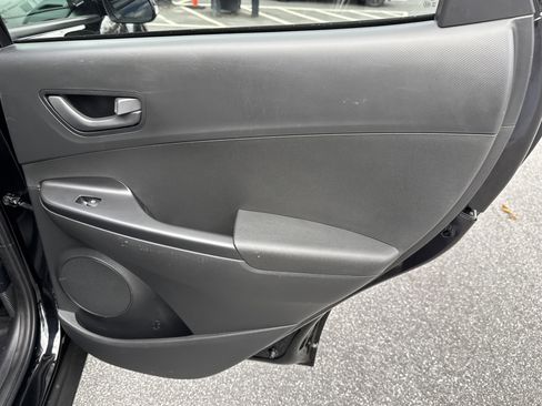 Used 2019 Hyundai Kona SEL image 22