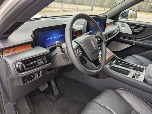 New 2025 Lincoln Aviator Black Label image 5