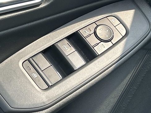 New 2026 Nissan Sentra SV w/ SV Convenience Package FWD image 16