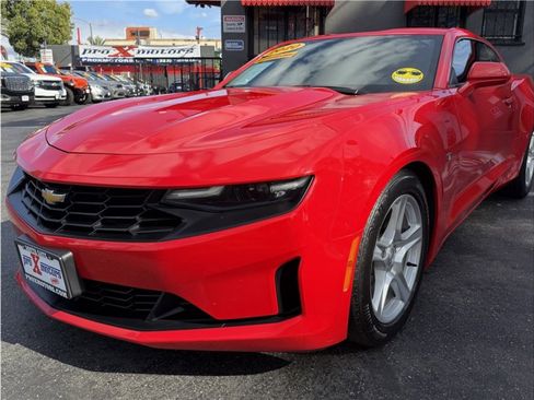 Used 2020 Chevrolet Camaro LT image 33
