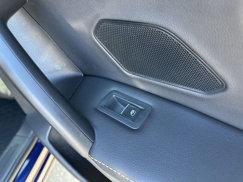 Certified 2023 Volkswagen Tiguan SEL R-Line image 36