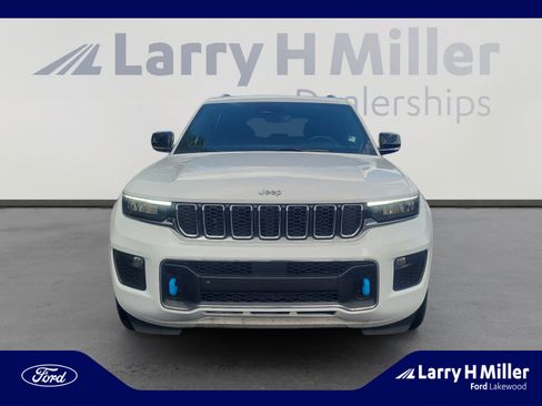Used 2022 Jeep Grand Cherokee Overland AWD/4WD image 8