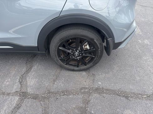 Certified 2023 Nissan Kicks SR FWD image 15