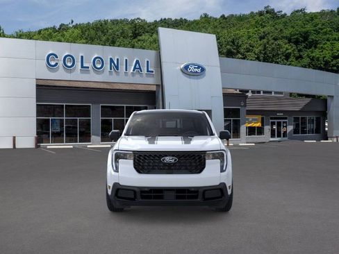 New 2025 Ford Maverick Lariat w/ Black Appearance Package image 6