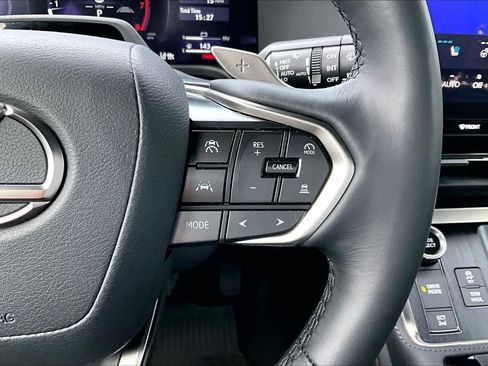 Used 2025 Lexus GX 550 w/ Accessory Package (Z1) AWD/4WD image 22