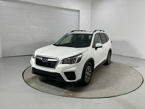 Used 2020 Subaru Forester Premium AWD/4WD image 20