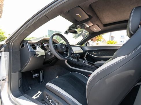 Used 2025 Bentley Continental GT Speed AWD/4WD image 10