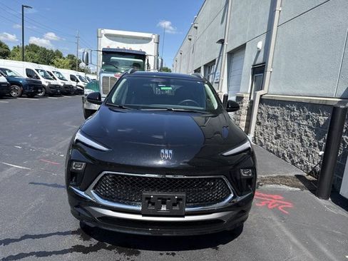 Used 2026 Buick Encore GX Sport Touring FWD image 8