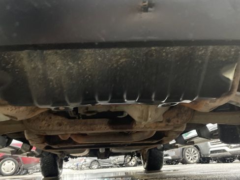 Used 2013 Chevrolet Avalanche LTZ image 27