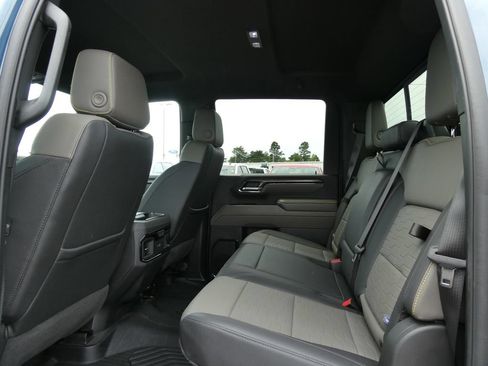 Certified 2024 Chevrolet Silverado 2500 ZR2 w/ ZR2 Bison Edition AWD/4WD image 21