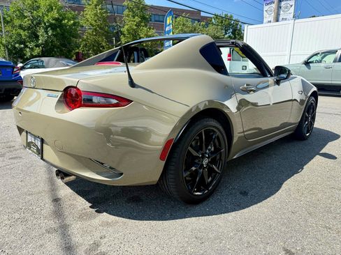 Used 2023 MAZDA MX-5 Miata Club RWD image 4