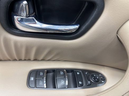 Used 2023 Nissan Armada Platinum w/ Captain's Chairs Package image 29