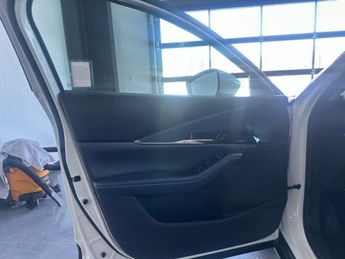 Used 2020 MAZDA CX-30 AWD w/ Preferred Package image 12