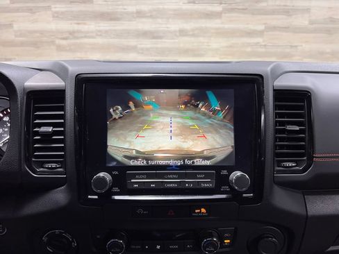 Used 2024 Nissan Frontier PRO-4X w/ Off-Road Protection Package AWD/4WD image 17