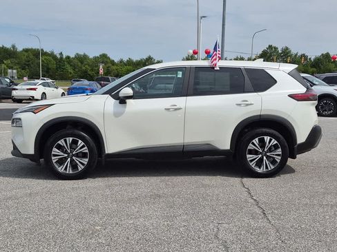 Used 2023 Nissan Rogue SV AWD/4WD image 5