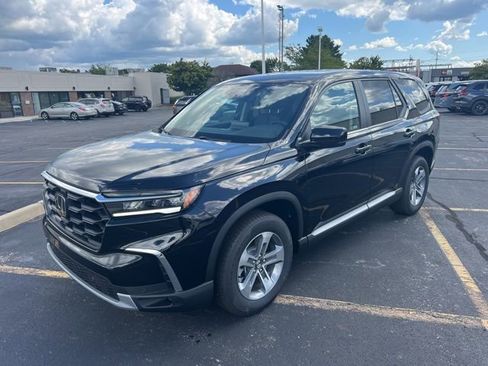New 2025 Honda Pilot EX-L image 2