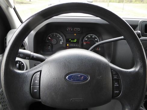 Used 2013 Ford E-350 and Econoline 350 XL image 11