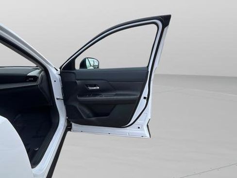 New 2026 Nissan Kicks SV w/ Cold Weather Package image 25