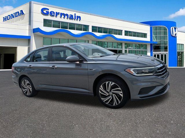 Used 2021 Volkswagen Jetta SEL FWD image 3