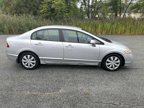 Used 2011 Honda Civic LX image 6