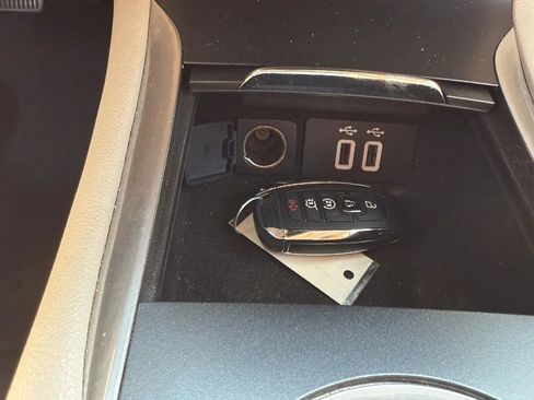 Used 2019 Lincoln MKC Reserve w/ MKC Climate Package image 20