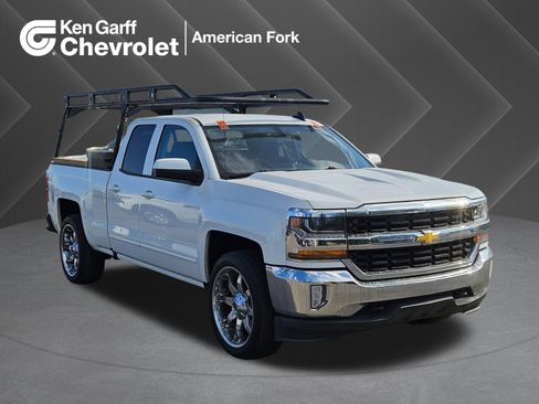 Used 2017 Chevrolet Silverado 1500 LT w/ All Star Edition AWD/4WD image 1