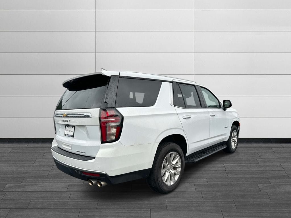 Used 2024 Chevrolet Tahoe Premier AWD/4WD image 3