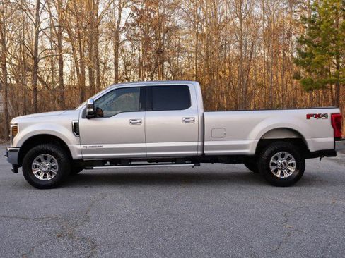 Used 2019 Ford F350 XLT w/ XLT Premium Package image 31
