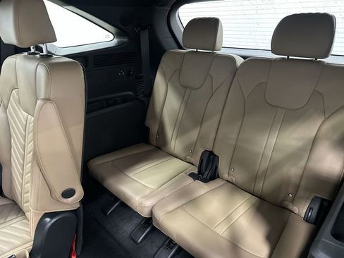 Certified 2025 Kia Sorento SX Prestige w/ Olive Brown Leather Package image 27